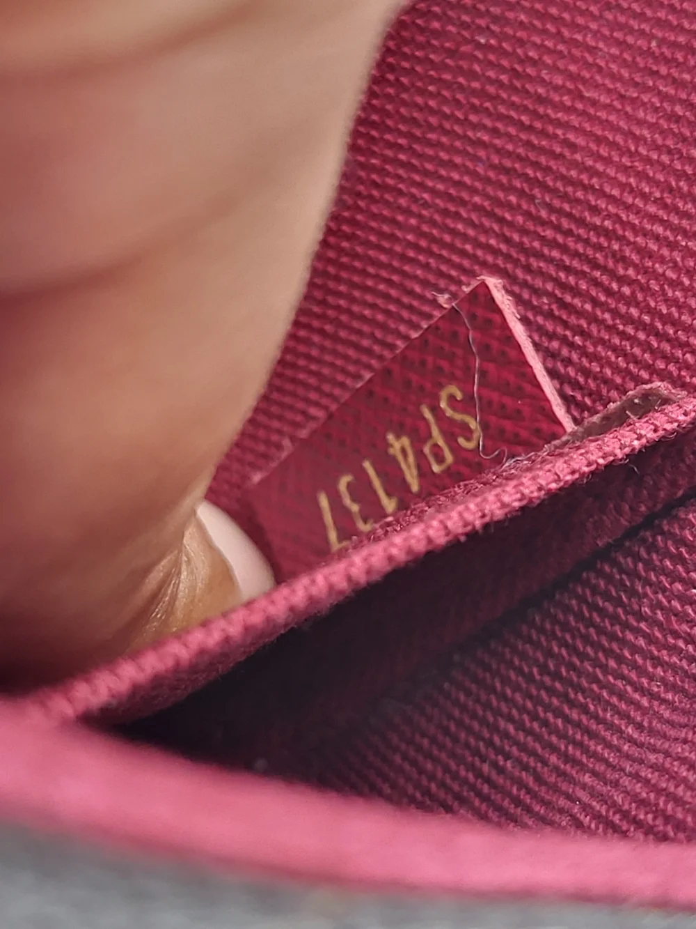 LOUIS VUITTON Monogram Pochette Felicie Chain Wallet Fuchsia, Authentic w/COA.